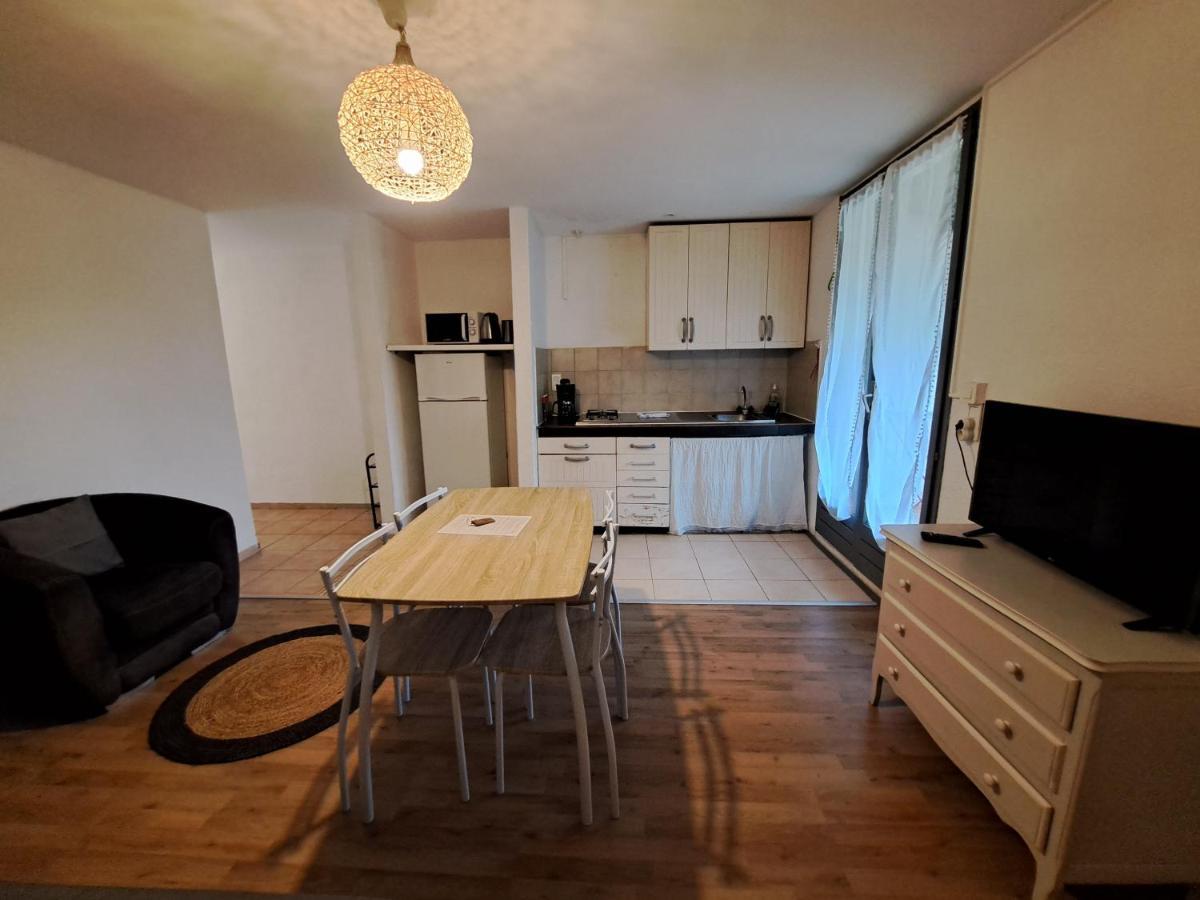 Bungalows Filippi 포르토베쉬오 외부 사진